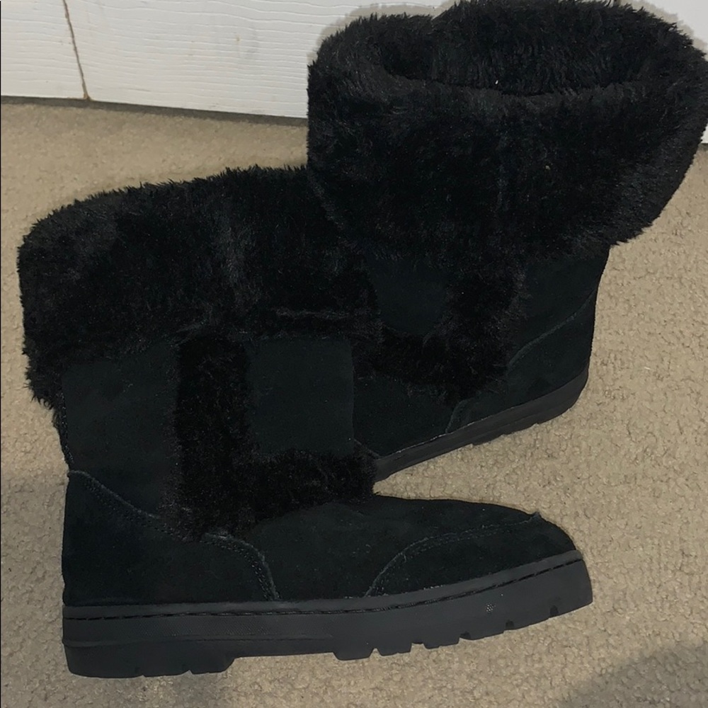 Furry cute and warm boots.